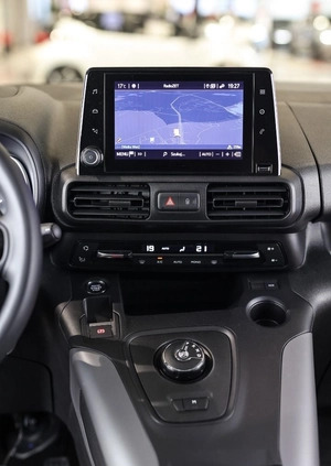 Toyota Proace City Verso cena 169850 przebieg: 17085, rok produkcji 2023 z Mordy małe 596